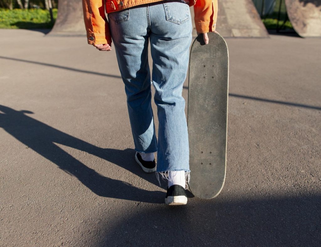 40 Años De Regreso Al Futuro: Un Viaje A Través Del Tiempo Y La Cultura Pop 2 Cerrar Tabla De Transporte De Patinador