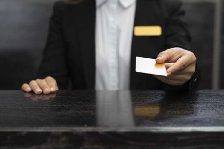 Qué Hacer Cuando Los Hoteles Te Piden Fotocopiar El Dni O Pasaporte, Según Protección De Datos 1 Los Hoteles No Pueden Fotocopiar Dni Ni Pasaporte Fuente: Istock