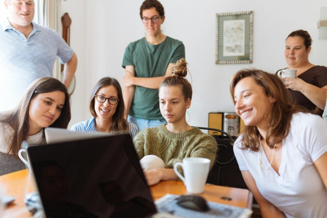 Comparaciones con otros idiomas y la importancia de la fonética