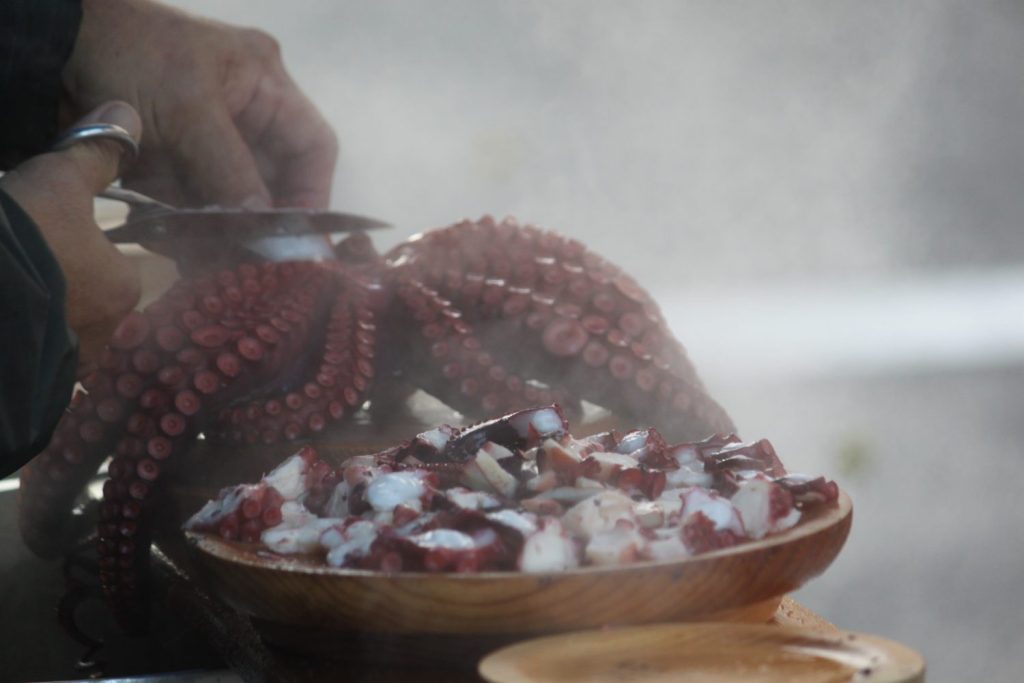 MÁS ALLÁ DE LOS 3 MINUTOS: LA COCCIÓN DEFINITIVA DEL PULPO
