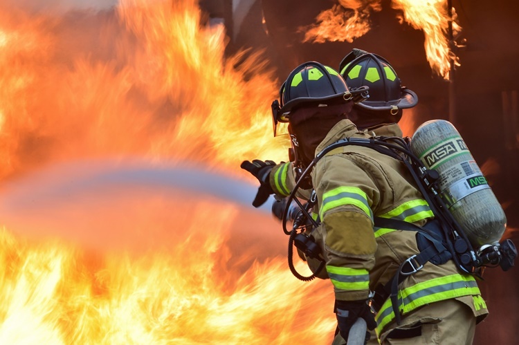 El Método Para Saber Si Tu Seguro De Hogar Incluye Cobertura Ante Incendios Y Cómo Reclamar 1 El Método Para Saber Si Tu Seguro De Hogar Incluye Cobertura Ante Incendios Y Cómo Reclamar Fuente: Freepik