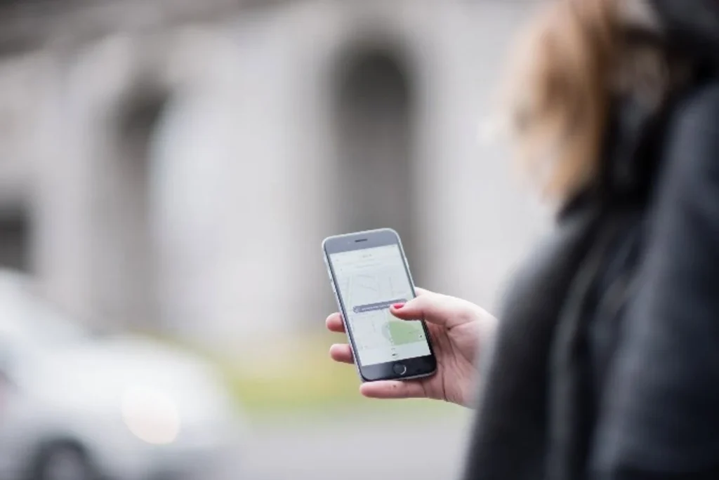 Airbnb Contraataca Al Gobierno Cambiando Para Siempre Su Plataforma De Alquileres Vacacionales En Todo El Mundo 3 De Alojamiento A Experiencia Integral: Cómo Airbnb Se Adapta Al Control Del Gobierno Y Transforma Su Modelo