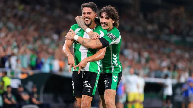 La Europa League arranca en Sevilla: el Betis recibe al mítico Nottingham Forest... con una delicada baja
