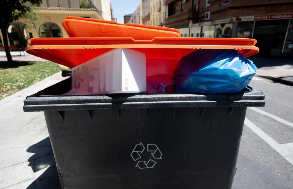 La Nueva Tasa De Basuras En Madrid Multiplica La Brecha Entre Barrios: De 574 Euros En El Plantío A Apenas 45 En San Cristóbal 2 Impacto Económico: Qué Barrios Pagarán Más Y Cuáles Menos
