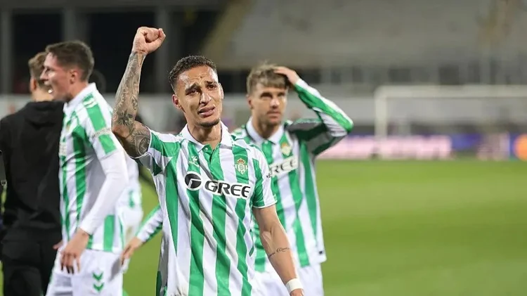 Antony 'De Triana' Y Su Amor Por El Betis 1 Antony Betis Fuente: Europa Press
