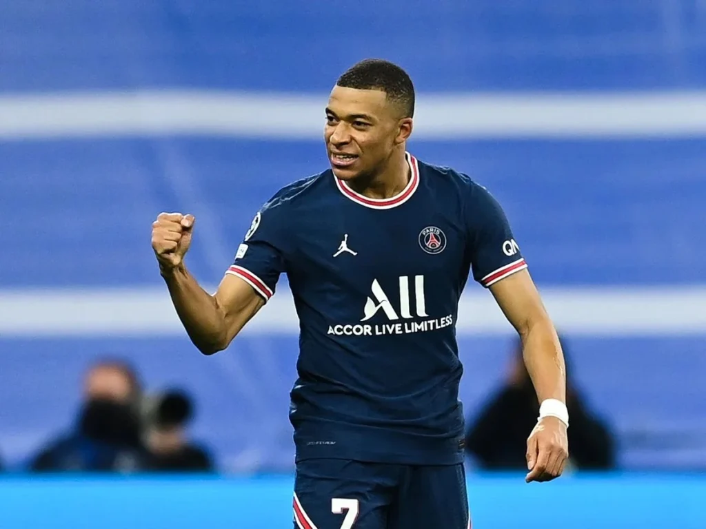 La Madre De Mbappé Desvela El Enfado Que Precipitó Su Salida De París: &Quot;¡No Vuelvo A Jugar Con El Psg!&Quot; 1 La Madre De Mbappé Desvela El Enfado Que Precipitó Su Salida Del Psg: &Quot;¡No Vuelvo A Jugar Con El Psg!&Quot; Fuente: Europa Press