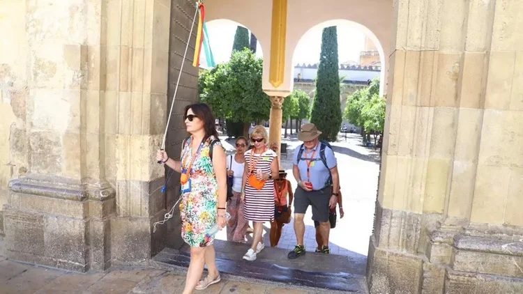 Toledo Toma Medidas Drásticas Contra El Turismo Masivo E Impone Nuevas Reglas Para Visitar La Ciudad Desde Septiembre 1 Toledo Toma Medidas Drásticas Contra El Turismo Masivo E Impone Nuevas Reglas Para Visitar La Ciudad Desde Septiembre Fuente: Europa Press