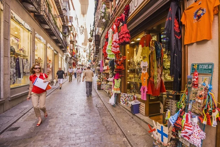 Toledo Toma Medidas Drásticas Contra El Turismo Masivo E Impone Nuevas Reglas Para Visitar La Ciudad Desde Septiembre 2 Toledo Toma Medidas Drásticas Contra El Turismo Masivo E Impone Nuevas Reglas Para Visitar La Ciudad Desde Septiembre Fuente: Europa Press